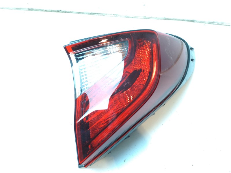 Recambio de piloto trasero derecho para toyota c-hr hybrid active referencia OEM IAM 81551F4120  