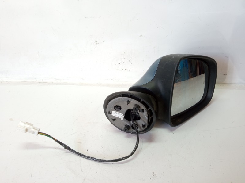 Recambio de retrovisor derecho para dacia logan 1.4 cat referencia OEM IAM 6001546990 8200497513 E9034363