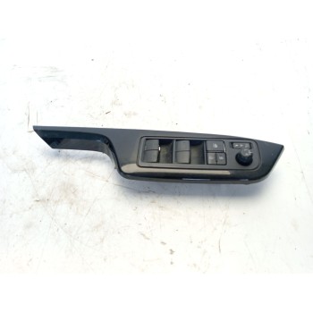 MANDO ELEVALUNAS DELANTERO IZQUIERDO 84040F4020 