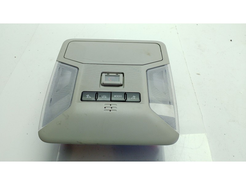 Recambio de luz interior para toyota rav4 referencia OEM IAM 8120842870B0  
