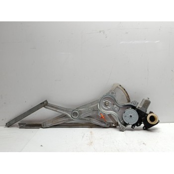 ELEVALUNAS DELANTERO IZQUIERDO 698200F020 