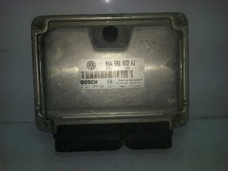Recambio de centralita motor uce para seat leon (1m1) sport referencia OEM IAM 06A906032AJ 0261206601 