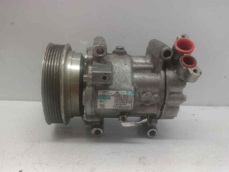 Recambio de compresor aire acondicionado para nissan juke (f15) visia referencia OEM IAM 8200953359A  