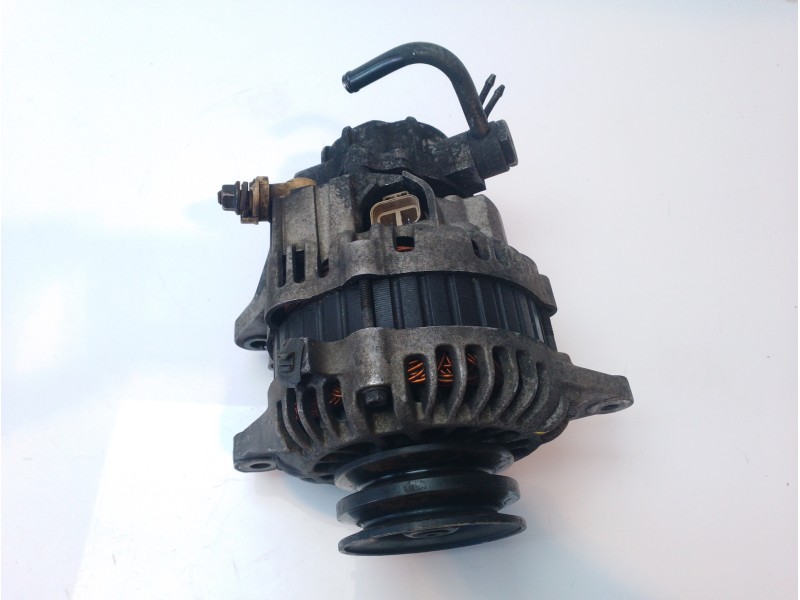 Recambio de alternador para hyundai h 1 h 1 furg.caja cerr.c. puerta referencia OEM IAM 3730042457  
