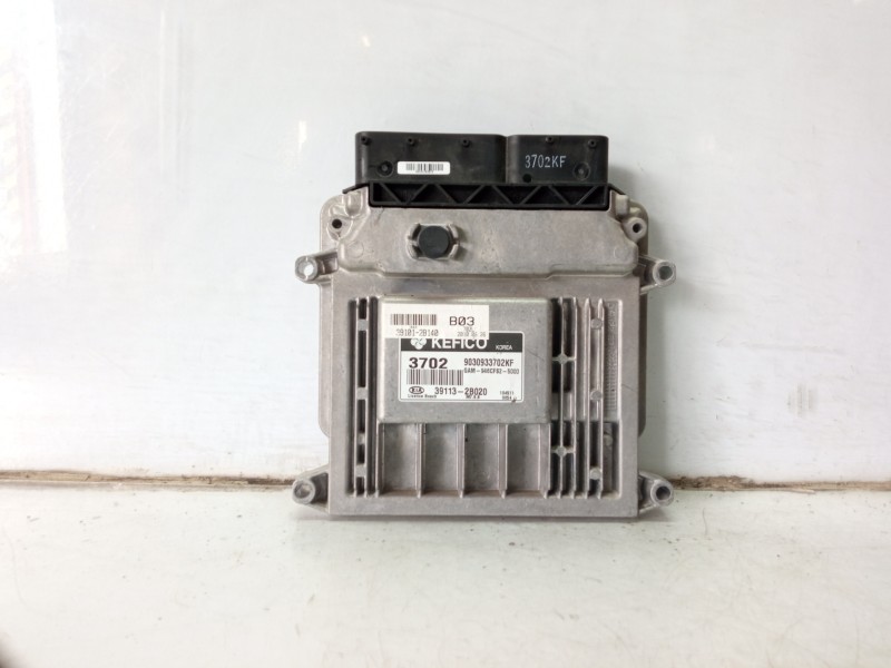 Recambio de centralita motor uce para kia soul diva referencia OEM IAM 391132B020 9030933702KF 