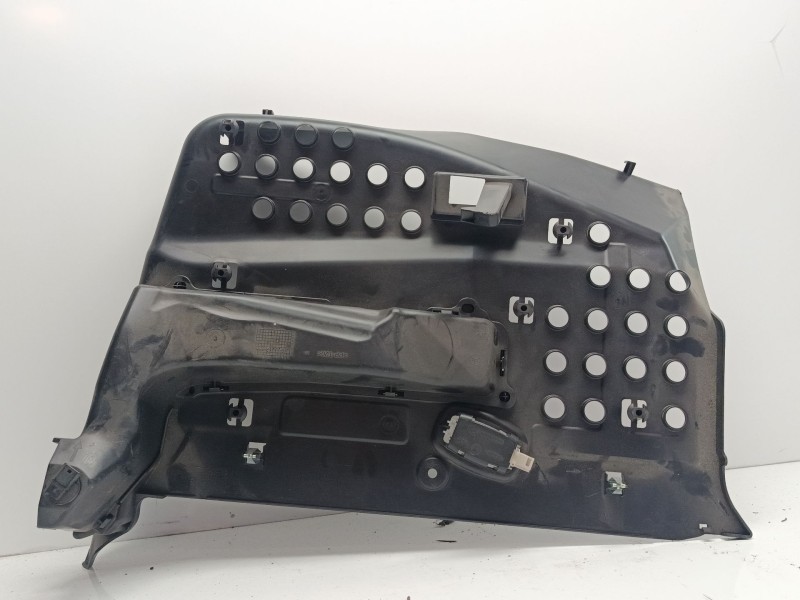 Recambio de molduras delanteras para mercedes-benz clase glc (w253) 2.1 cdi cat referencia OEM IAM A2536805202  