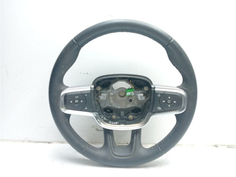 Recambio de volante para volvo xc 40 business plus awd referencia OEM IAM 32227629  