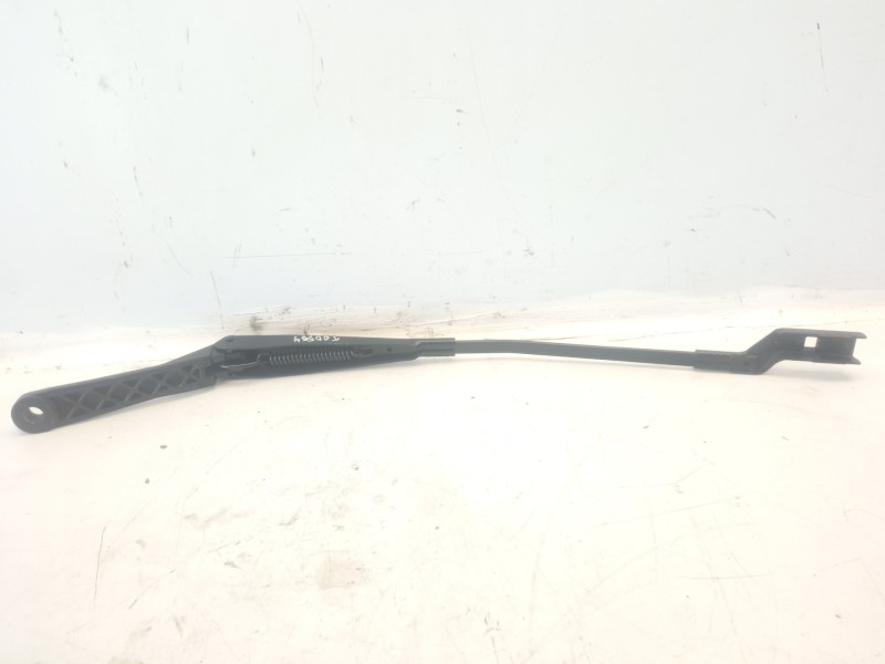 Recambio de brazo limpia delantero izquierdo para peugeot 308 1.6 16v hdi fap referencia OEM IAM 9680477280 9680477280 