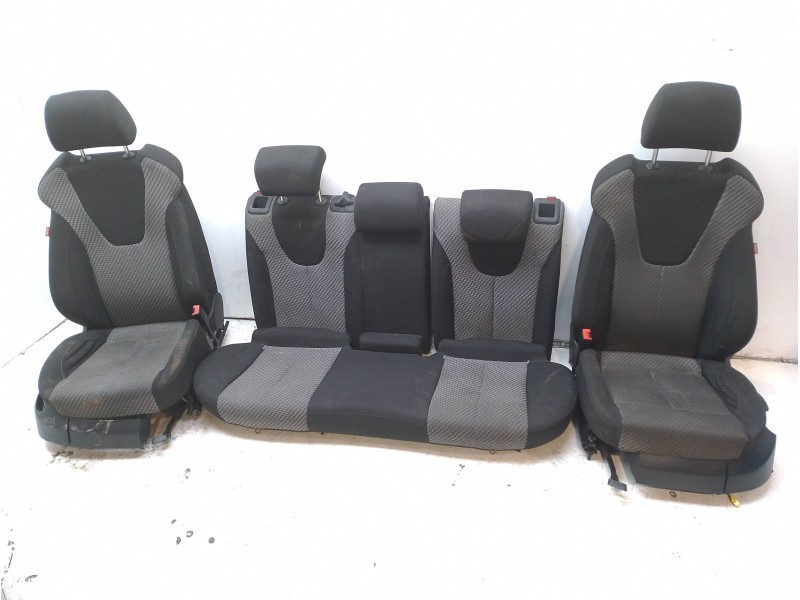 Recambio de juego asientos completo para seat leon (1p1) fr referencia OEM IAM 1K4881105MS  