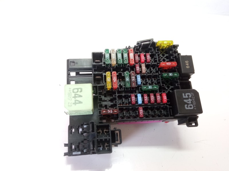 Recambio de caja reles / fusibles para seat ibiza (kj1) xcellence referencia OEM IAM 2Q0937615A 2Q0937615A 
