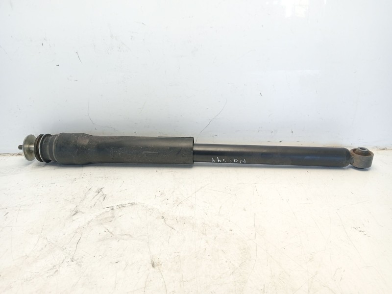 Recambio de amortiguador trasero derecho para toyota yaris referencia OEM IAM 48530K0090  