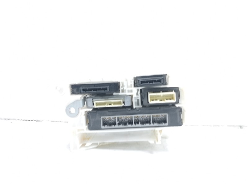 Recambio de modulo electronico para toyota rav 4 executive hybrid referencia OEM IAM 8287742030  