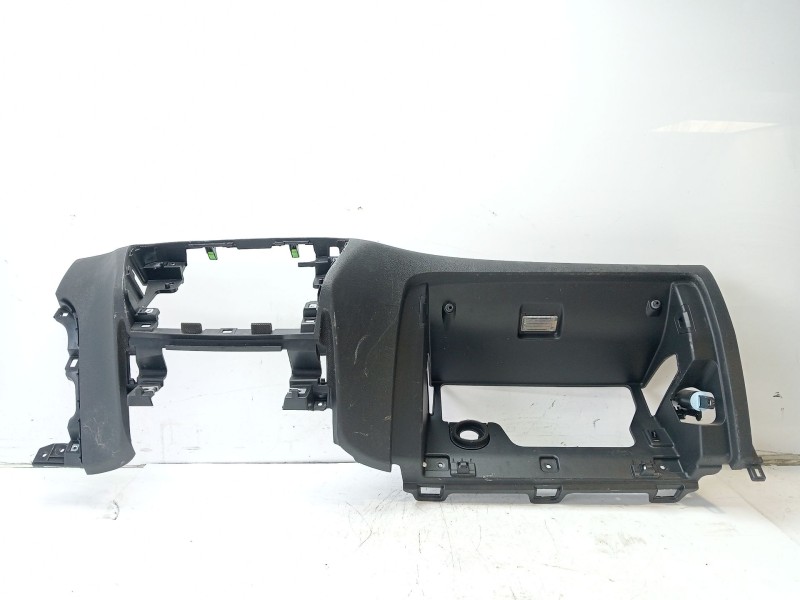 Recambio de moldura para hyundai tucson 1.6 cat referencia OEM IAM 84760D7000TRY  