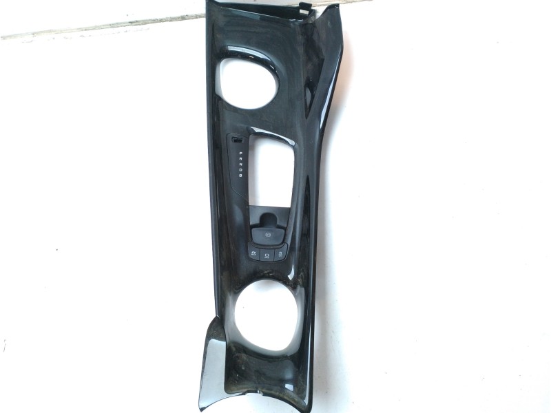 Recambio de guarnecidos palanca cambio para toyota c-hr hybrid active referencia OEM IAM 58804F4150  
