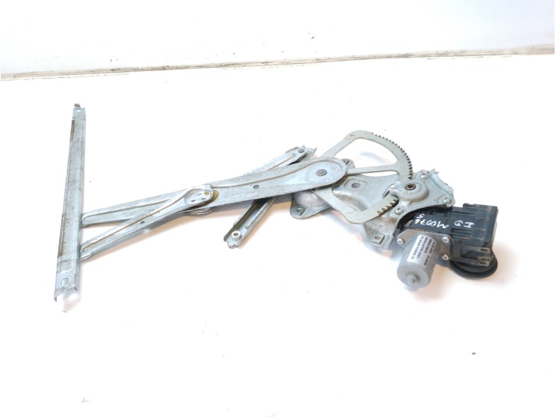 Recambio de elevalunas delantero izquierdo para toyota c-hr hybrid active referencia OEM IAM 69820F4010  