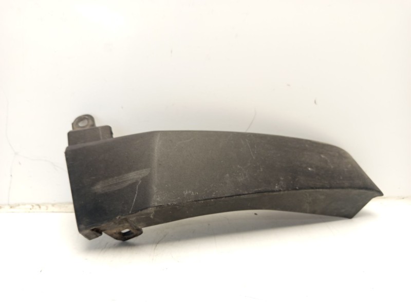 Recambio de moldura para toyota c-hr referencia OEM IAM 76851F4010  