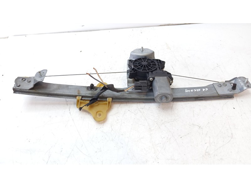 Recambio de elevalunas delantero derecho para renault clio iv dynamique referencia OEM IAM 807205569R  