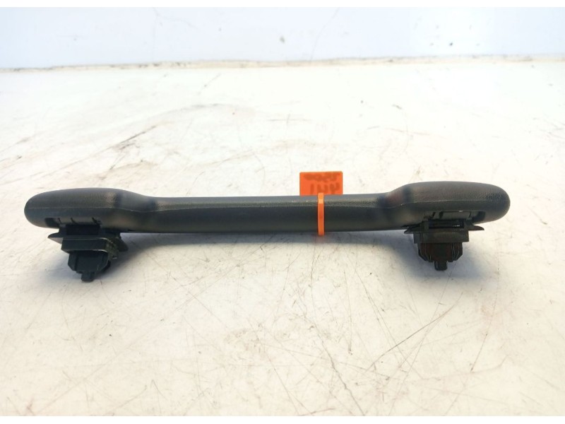Recambio de asidero trasero derecho para renault clio v (b7_) 1.0 tce 100 (b7mt) referencia OEM IAM 739409169R  