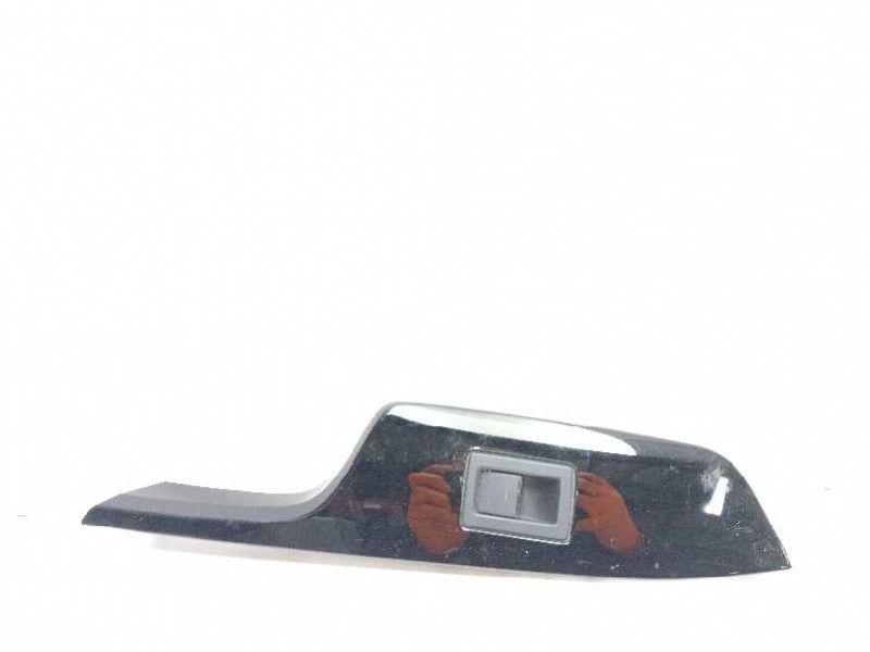 Recambio de mando elevalunas delantero derecho para toyota c-hr referencia OEM IAM 74231F4090  
