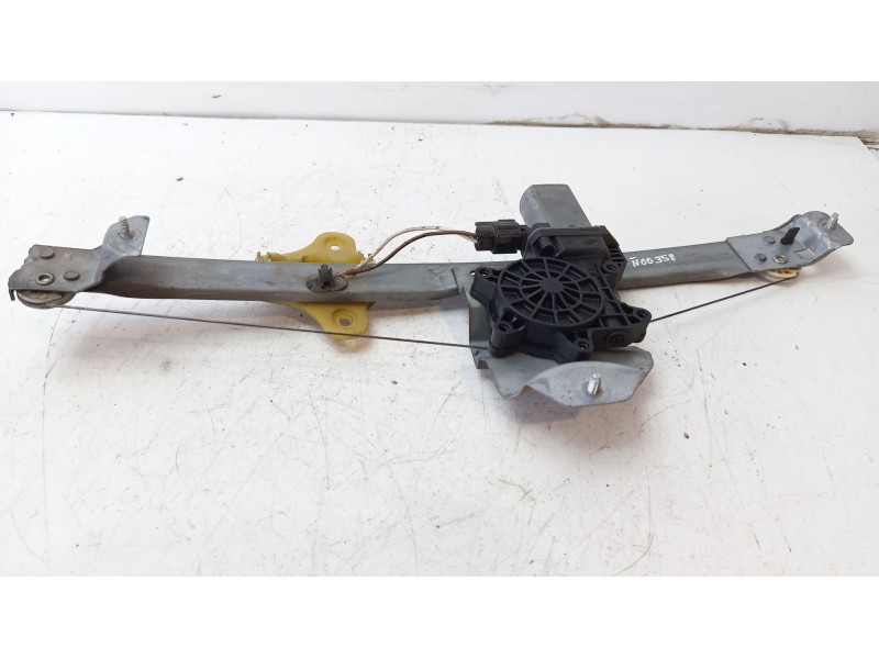 Recambio de elevalunas delantero izquierdo para renault clio iv dynamique referencia OEM IAM 807213867R  