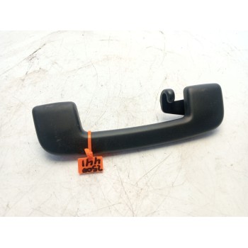 ASIDERO DELANTERO DERECHO 739407159R 