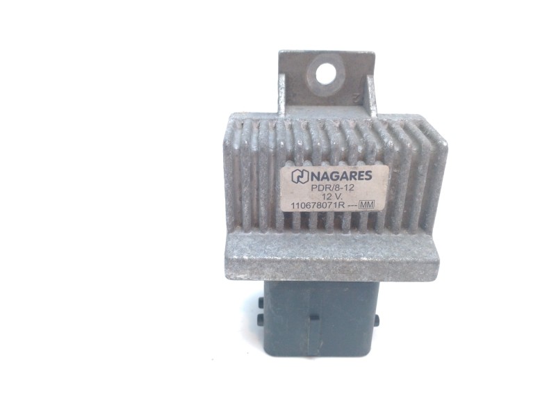 Recambio de caja precalentamiento para renault laguna iii dynamique referencia OEM IAM 110678071R  