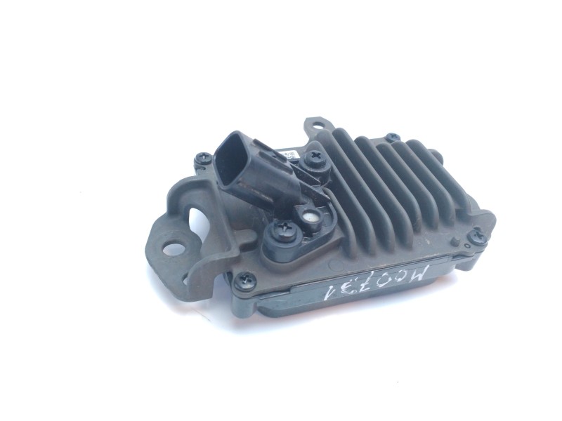 Recambio de sensor para toyota corolla (e21) hybrid active referencia OEM IAM 8821033120  