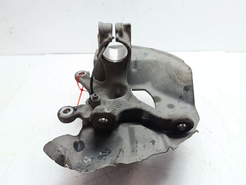 Recambio de mangueta delantera izquierda para bmw 3 (e46) 320 d referencia OEM IAM 31211096429  