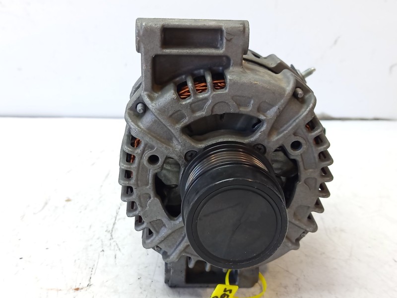 Recambio de alternador para toyota yaris active referencia OEM IAM 27060K0030  14V120ABL3Q3