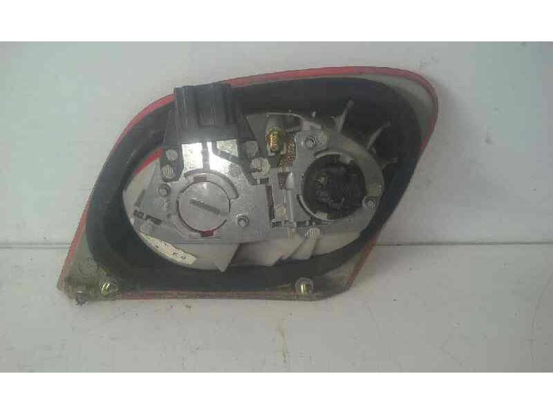 Recambio de piloto trasero central para mercedes-benz clase e (w210) berlina 280 (210.053) referencia OEM IAM A2108201064  