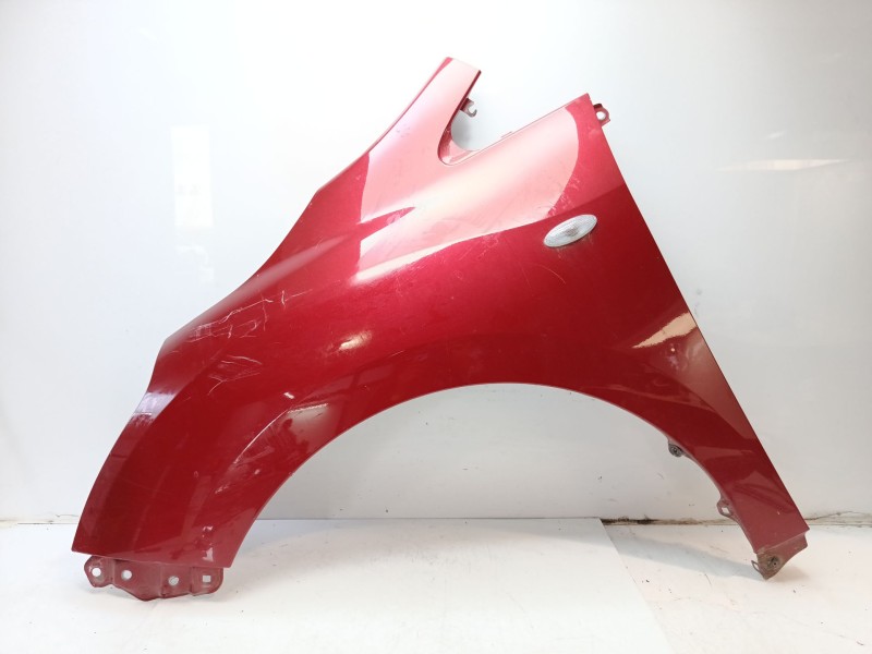 Recambio de aleta delantera izquierda para toyota verso (_r2_) 1.8 (zgr21_) referencia OEM IAM 538120F020  