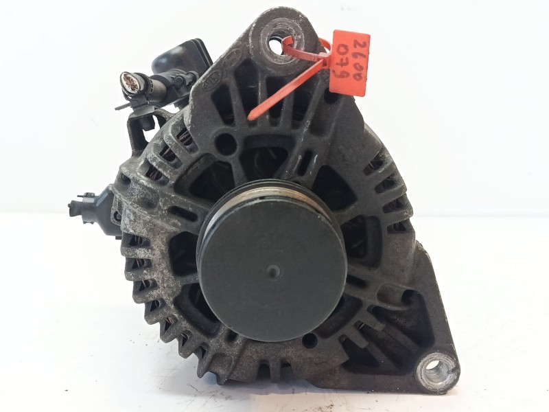 Recambio de alternador para hyundai matrix (fc) 1.5 crdi referencia OEM IAM 373002A100 12V. 120A 2655475