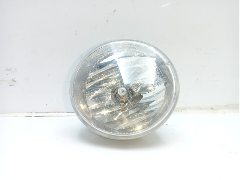 Recambio de faro antiniebla derecho para toyota c-hr referencia OEM IAM 8121002110  