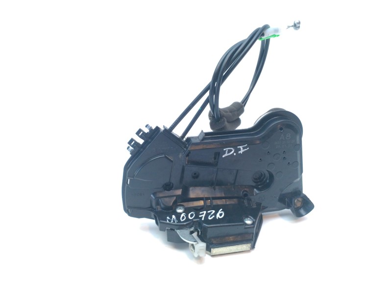 Recambio de cerradura puerta delantera izquierda para toyota hilux (kun) cabina doble vx 4x4 referencia OEM IAM 6904002450  