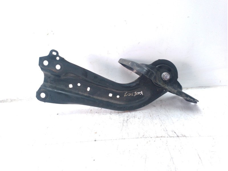 Recambio de brazo suspension superior trasero derecho para toyota c-hr referencia OEM IAM 48760F4010  