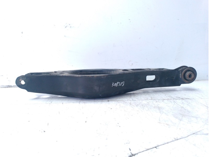 Recambio de brazo suspension inferior trasero derecho para toyota c-hr referencia OEM IAM 48730F4010  