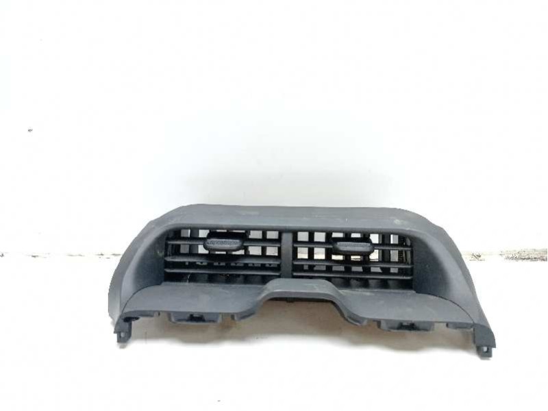 Recambio de rejilla aireadora para toyota yaris referencia OEM IAM 55650K0050B0  