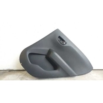 GUARNECIDO PUERTA TRASERA DERECHA 676300H020B0 