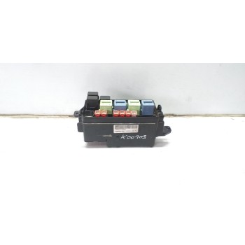CAJA RELES / FUSIBLES 690660405 192652270306 