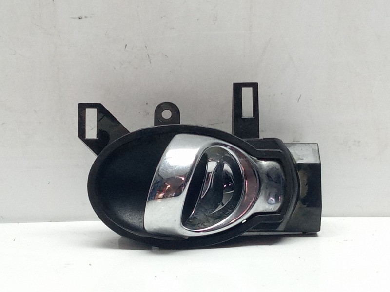 Recambio de maneta interior delantera izquierda para nissan juke (f15) 1.6 referencia OEM IAM 80671BA61A  