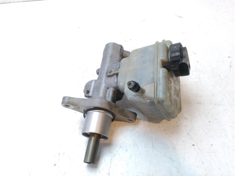 Recambio de bomba freno para seat leon (1p1) fr referencia OEM IAM 1K1614019M  
