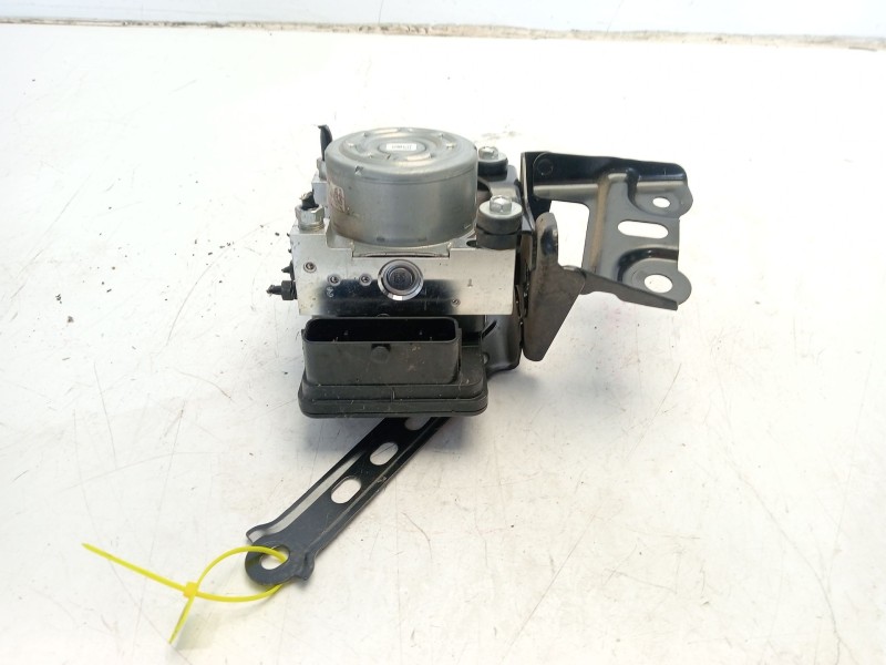 Recambio de abs para toyota yaris active referencia OEM IAM 440500DF50  