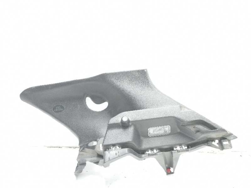 Recambio de molduras traseras para toyota corolla (e21) hybrid advance referencia OEM IAM 6247002580  