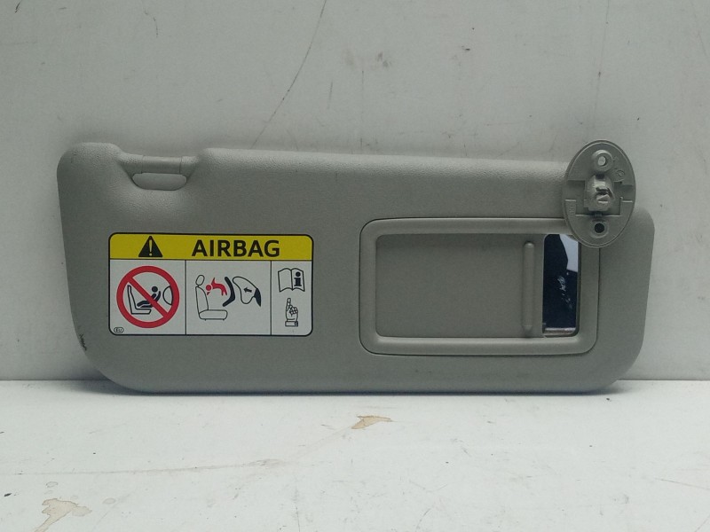 Recambio de parasol derecho para toyota yaris referencia OEM IAM 74310K009  