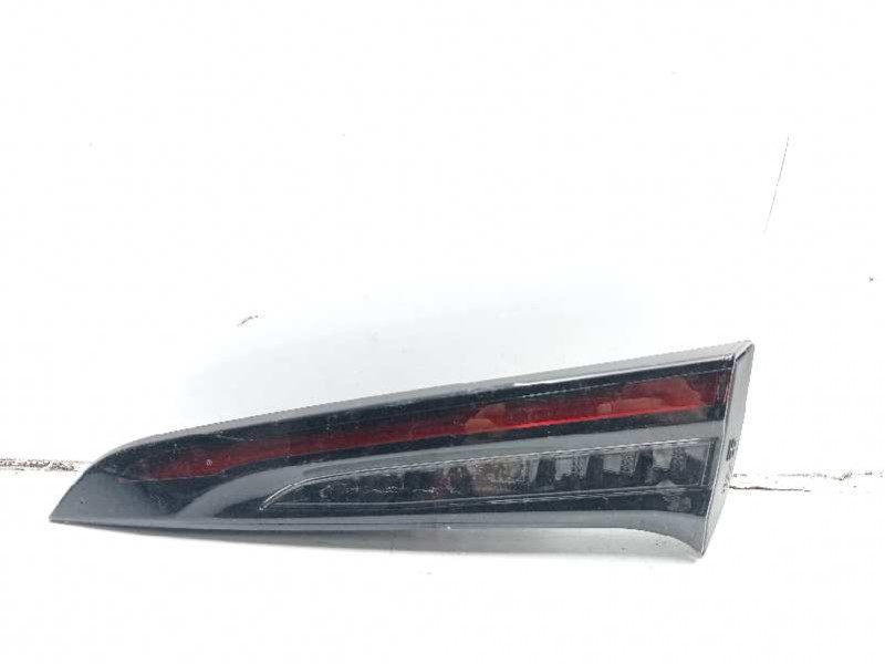 Recambio de piloto trasero derecho interior para toyota corolla (e21) hybrid advance referencia OEM IAM 8159102E60  