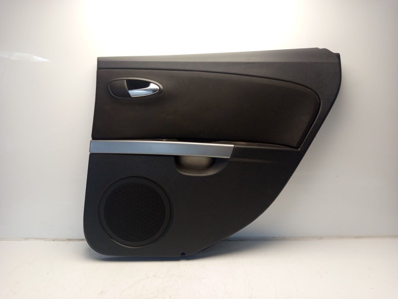 Recambio de guarnecido puerta trasera derecha para seat leon (1p1) 1.6 tdi referencia OEM IAM 1P0867212A  