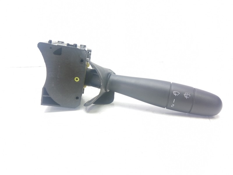 Recambio de mando limpia para renault kangoo dynamique acción especial referencia OEM IAM 8200379529  