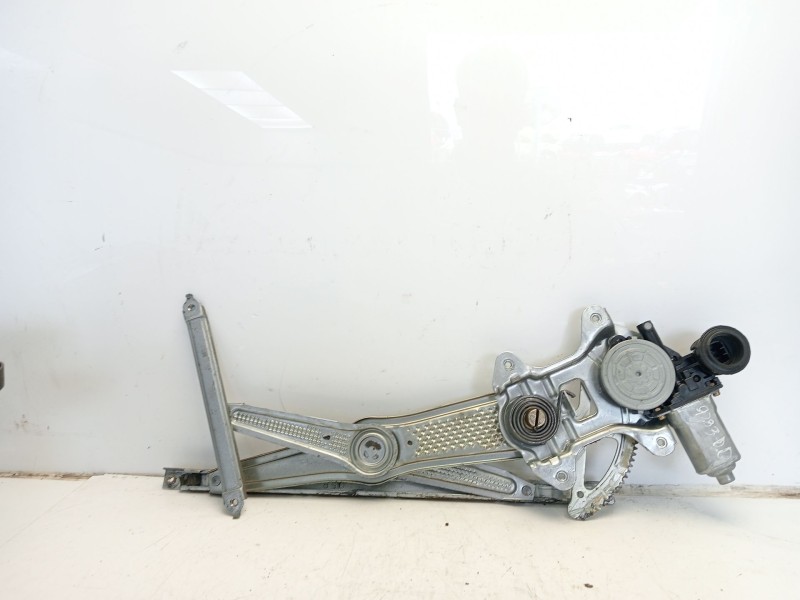 Recambio de elevalunas delantero derecho para toyota yaris (_p1_) 1.4 d-4d (nlp10_) referencia OEM IAM 6981052020  
