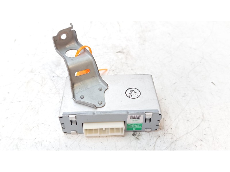 Recambio de modulo electronico para lexus gs (gs/us/ws19) 300 referencia OEM IAM 8824030420  