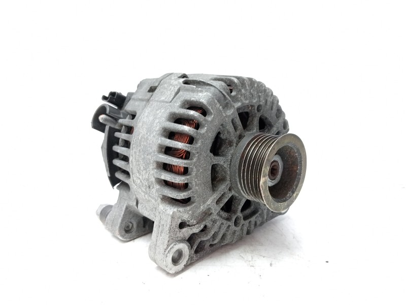 Recambio de alternador para peugeot 206 berlina e-music referencia OEM IAM 5702K6  